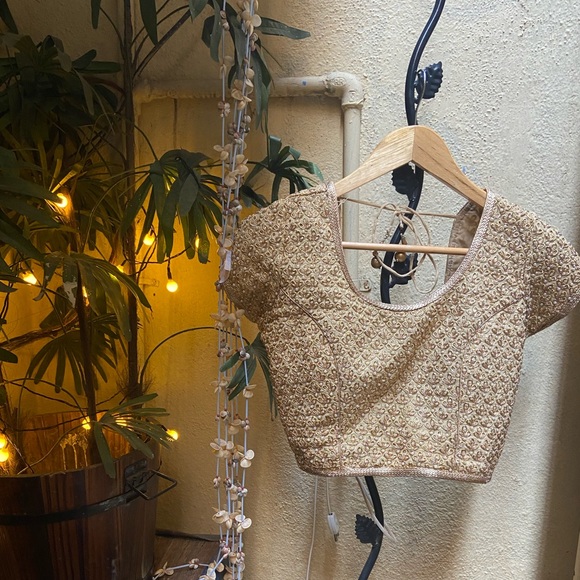 Pearl Blouse. Size - L - Picture 6 of 12